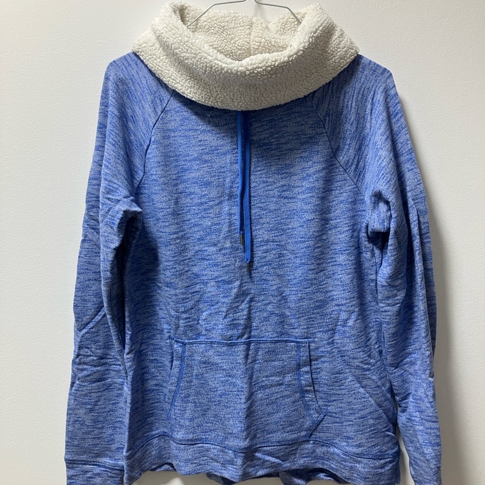Tek Gear Blue Fleece Top
